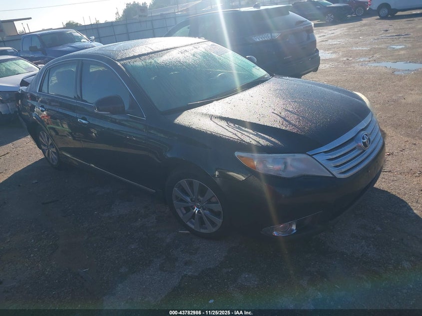 TOYOTA AVALON LIMITED