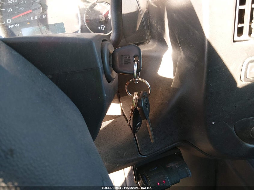 2015 GMC Savana 2500 Work Van VIN: 1GTW7FCF5F1907001 Lot: 43782994