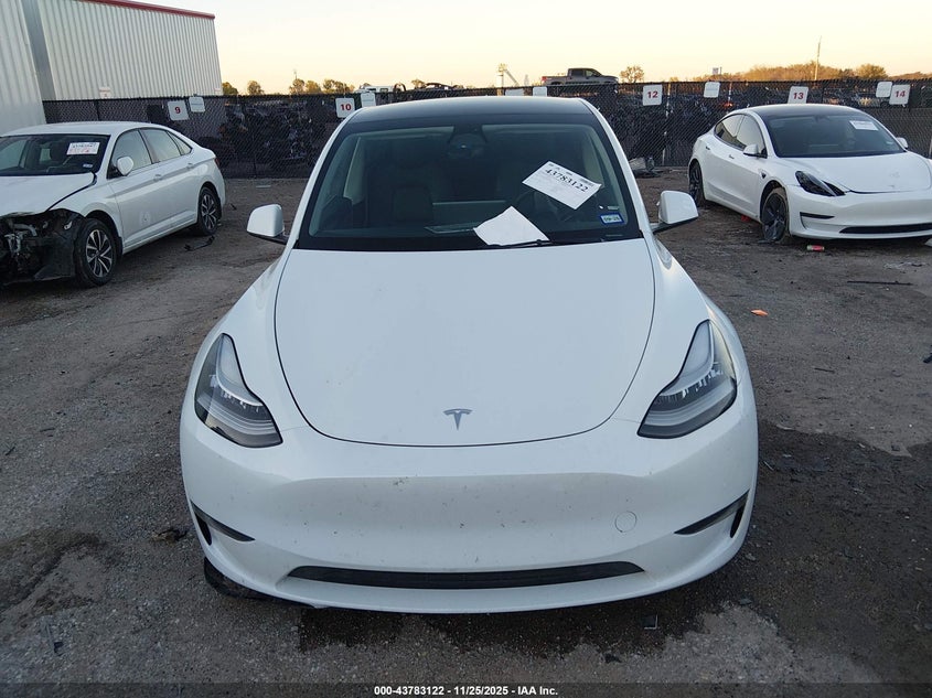 2022 Tesla Model Y Long Range Dual Motor All-Wheel Drive VIN: 7SAYGDEEXNA019609 Lot: 43783122