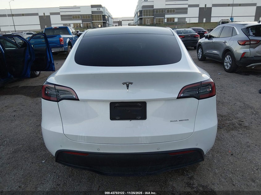 2022 Tesla Model Y Long Range Dual Motor All-Wheel Drive VIN: 7SAYGDEEXNA019609 Lot: 43783122