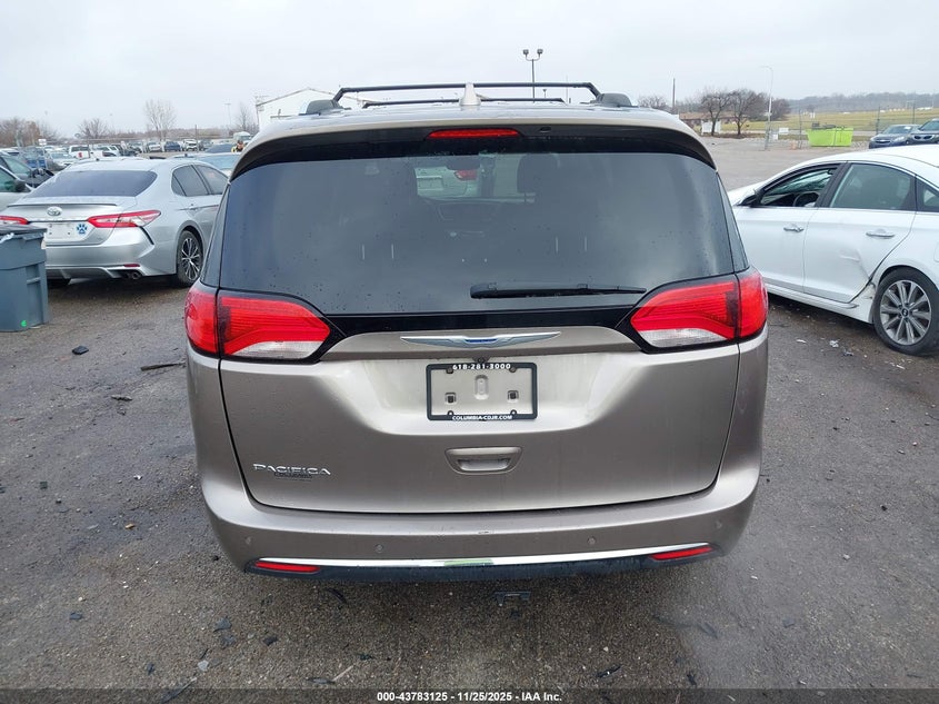 2017 Chrysler Pacifica Touring-L Plus VIN: 2C4RC1EG9HR803918 Lot: 43783125