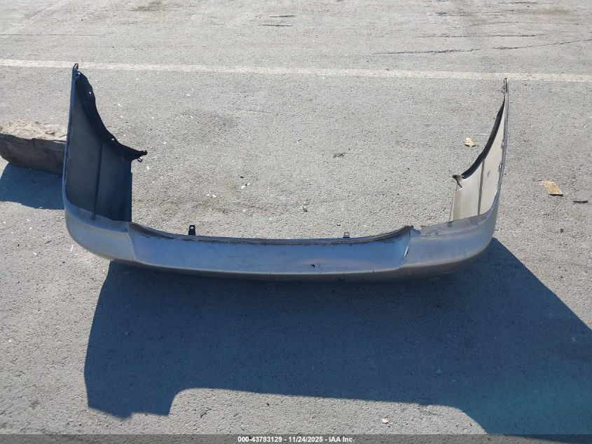 2003 Toyota Corolla Le VIN: 1NXBR32EX3Z129655 Lot: 43783129