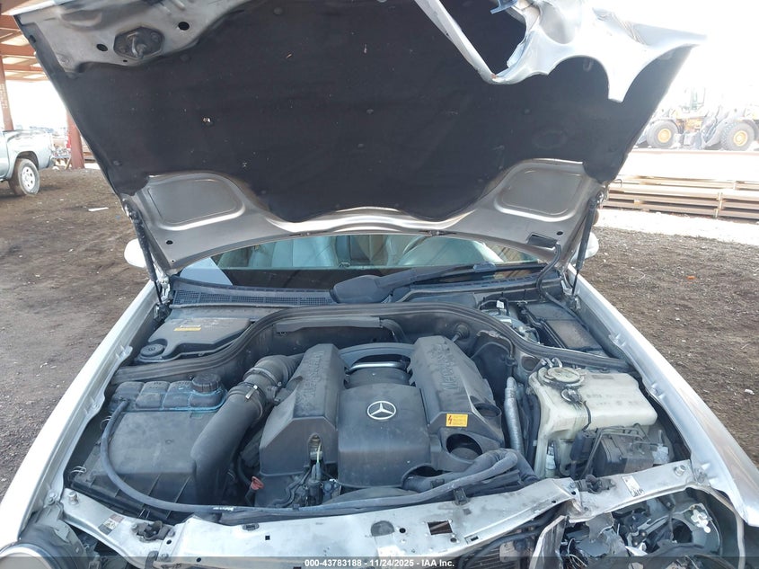 2001 Mercedes-Benz Clk 320 VIN: WDBLK65G01T070077 Lot: 43783188