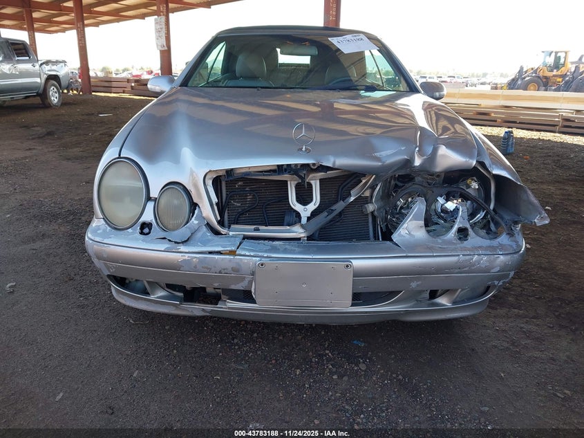2001 Mercedes-Benz Clk 320 VIN: WDBLK65G01T070077 Lot: 43783188