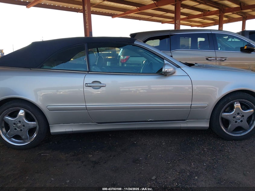 2001 Mercedes-Benz Clk 320 VIN: WDBLK65G01T070077 Lot: 43783188