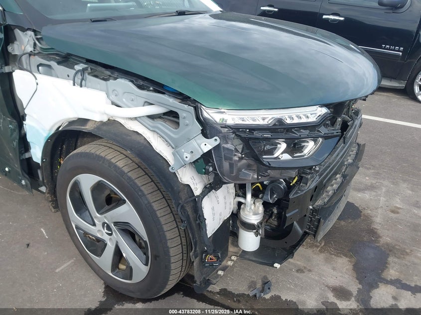 2024 Vinfast Vf 8 Eco VIN: RLLV1AEB1RH008311 Lot: 43783208