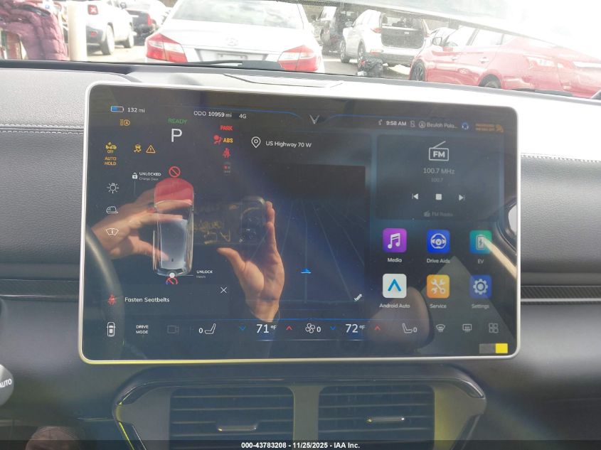 2024 Vinfast Vf 8 Eco VIN: RLLV1AEB1RH008311 Lot: 43783208