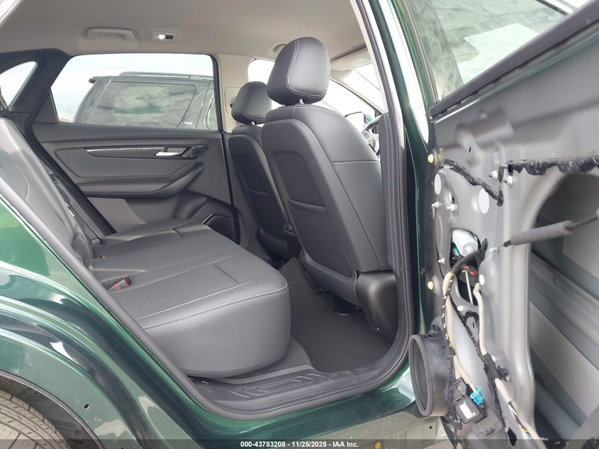 2024 Vinfast Vf 8 Eco VIN: RLLV1AEB1RH008311 Lot: 43783208