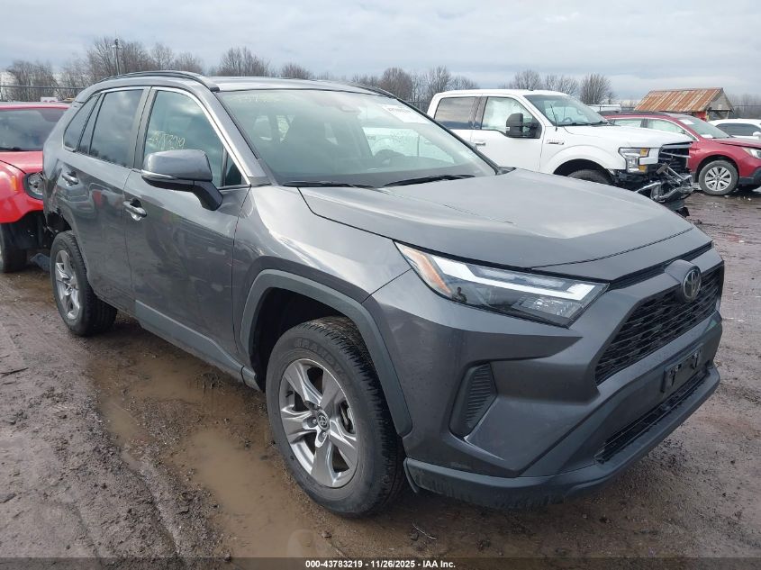 TOYOTA RAV4 XLE