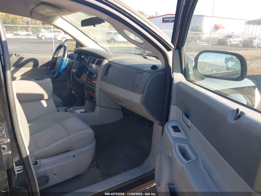 1D8HD48N28F144691 2008 DODGE DURANGO photo no. 5
