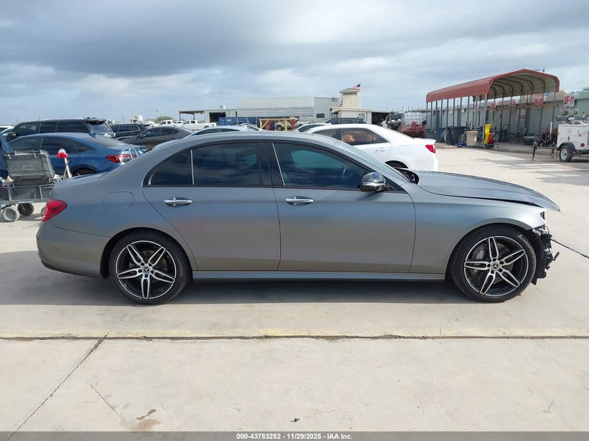 2020 Mercedes-Benz E 350 VIN: W1KZF8DB2LA818561 Lot: 43783252
