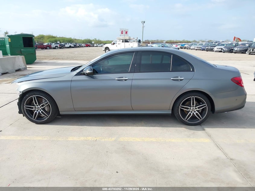 2020 Mercedes-Benz E 350 VIN: W1KZF8DB2LA818561 Lot: 43783252
