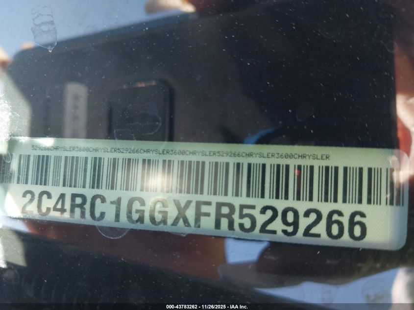 2015 Chrysler Town & Country Limited Platinum VIN: 2C4RC1GGXFR529266 Lot: 43783262