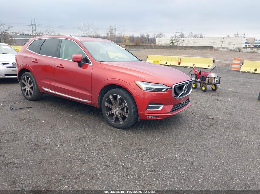 VOLVO XC60 T5 INSCRIPTION