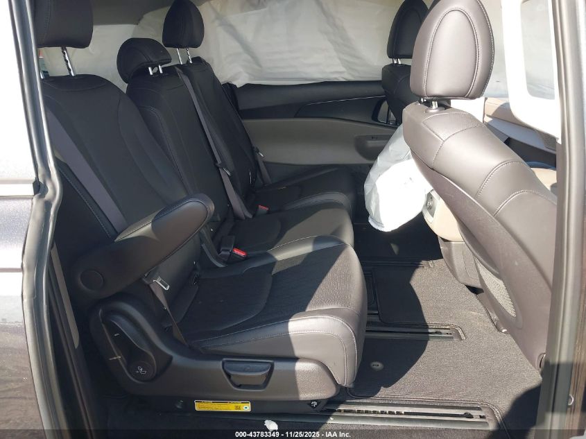 2025 Kia Carnival Mpv Lxs VIN: KNDNB5K30S6532868 Lot: 43783349