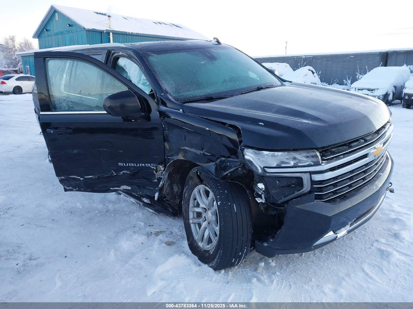 CHEVROLET SUBURBAN 4WD LT
