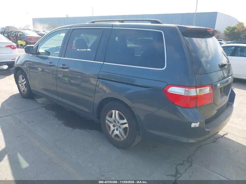 5FNRL386X5B412931 2005 HONDA ODYSSEY photo no. 3