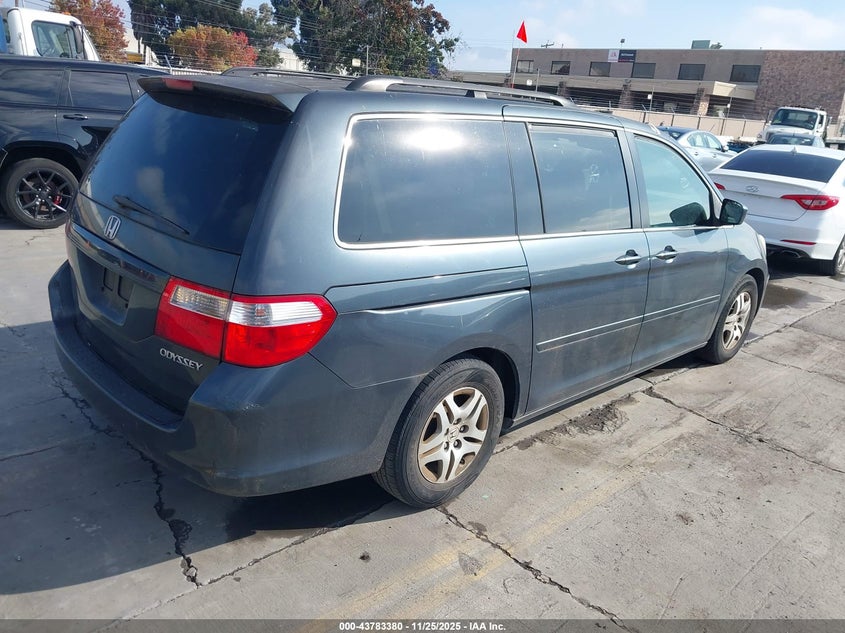 5FNRL386X5B412931 2005 HONDA ODYSSEY photo no. 4