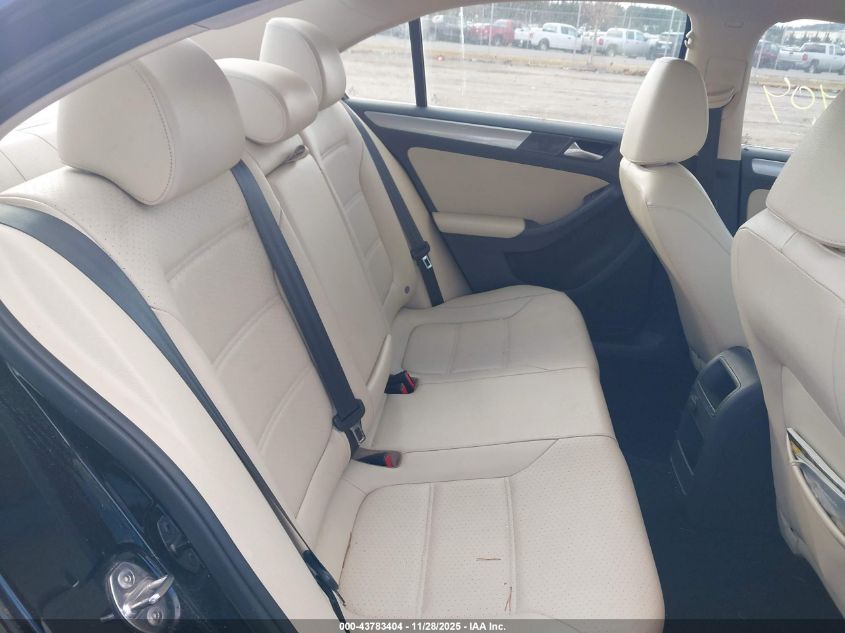 2017 Volkswagen Jetta 1.4T Se VIN: 3VWB67AJ9HM332905 Lot: 43783404