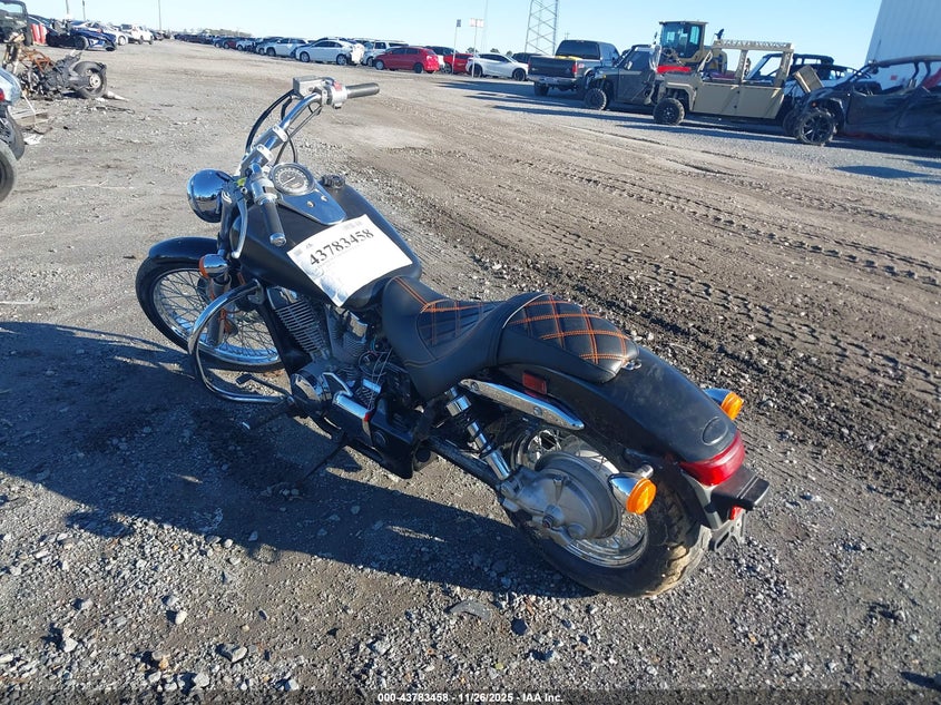 JH2RC53467M003666 2007 HONDA VT photo no. 3