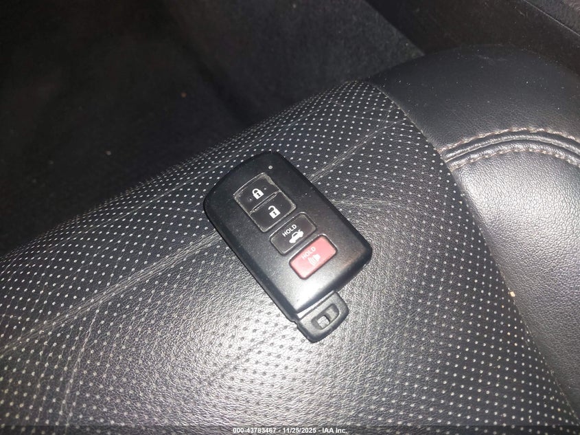 2017 Toyota Avalon Limited VIN: 4T1BK1EB3HU262355 Lot: 43783467