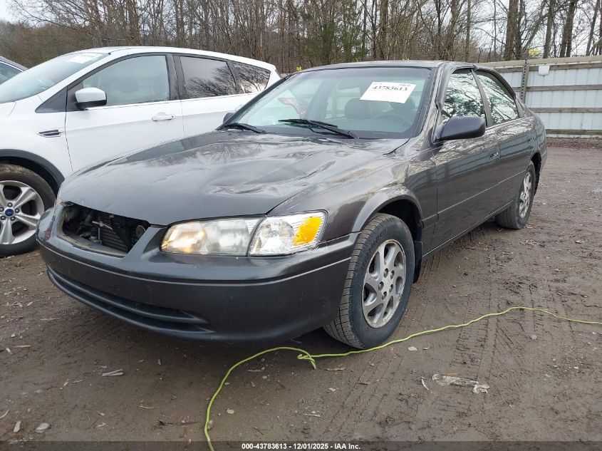 4T1BG22K7YU987906 2000 TOYOTA CAMRY photo no. 2