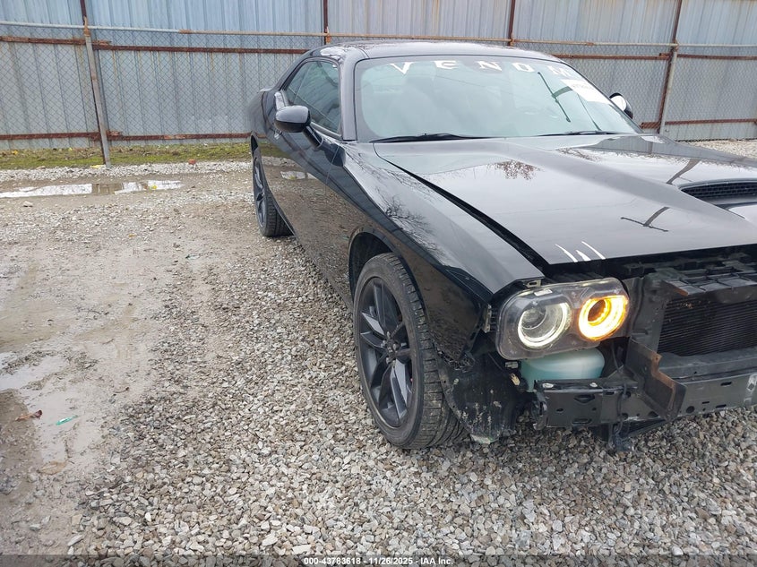 DODGE CHALLENGER GT AWD