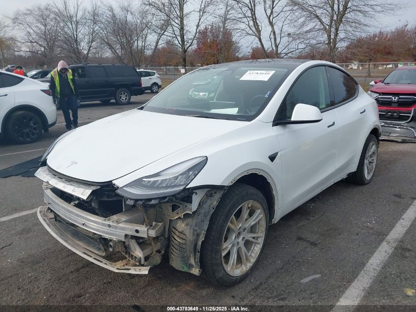 2022 Tesla Model Y Long Range Dual Motor All-Wheel Drive VIN: 7SAYGDEE6NA013287 Lot: 43783649