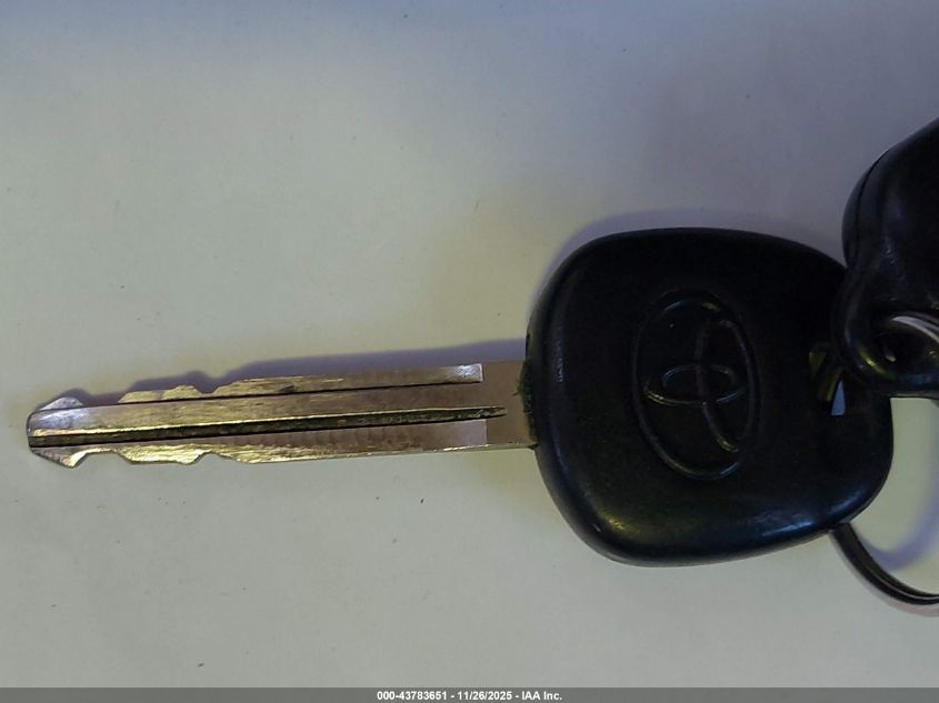 2002 Toyota Camry Xle V6 VIN: 4T1BF30K62U033327 Lot: 43783651