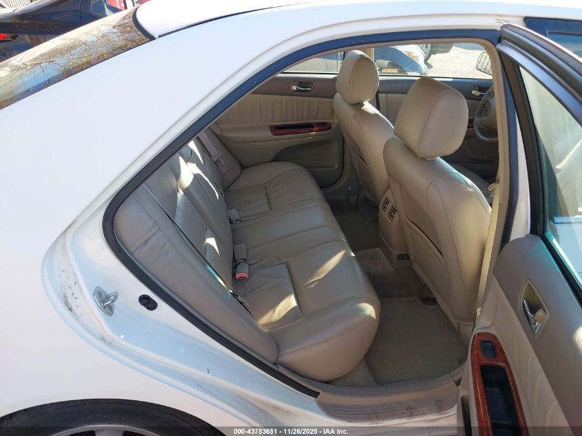 2002 Toyota Camry Xle V6 VIN: 4T1BF30K62U033327 Lot: 43783651