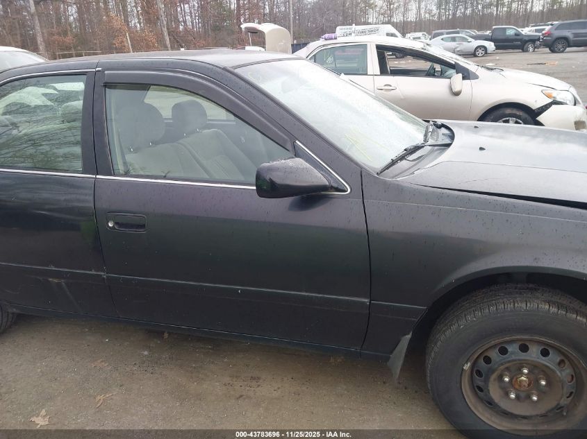 2000 Toyota Camry Ce VIN: 4T1BG22K9YU935399 Lot: 43783696