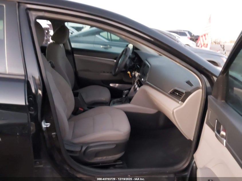 VIN 5NPD74LF1KH443316 2019 HYUNDAI ELANTRA SE