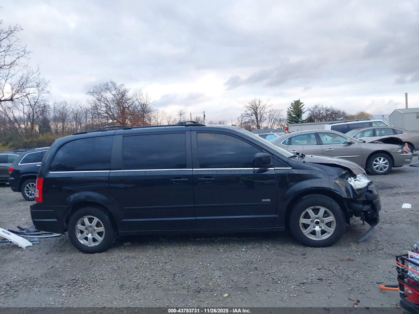2008 Chrysler Town & Country Touring VIN: 2A8HR54P38R697719 Lot: 43783731