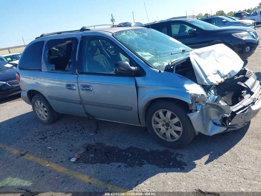 2005 Chrysler Town & Country VIN: 1C4GP45R65B344839 Lot: 43783732