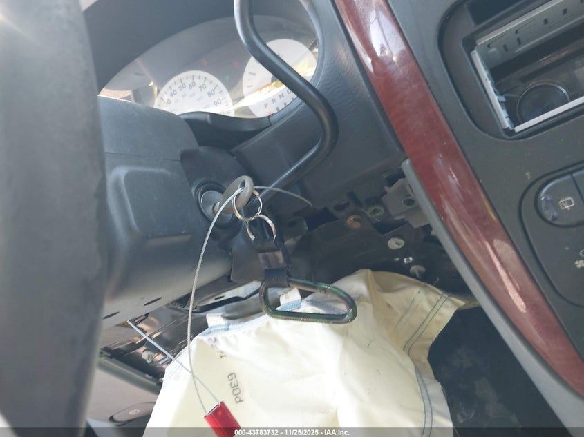 2005 Chrysler Town & Country VIN: 1C4GP45R65B344839 Lot: 43783732