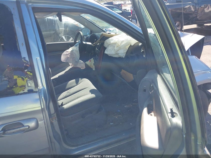 2005 Chrysler Town & Country