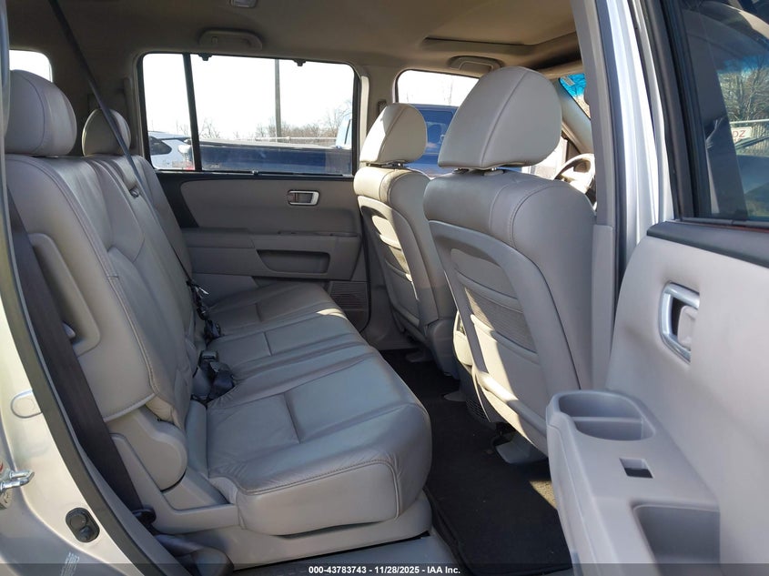 2009 Honda Pilot Touring VIN: 5FNYF48899B024394 Lot: 43783743