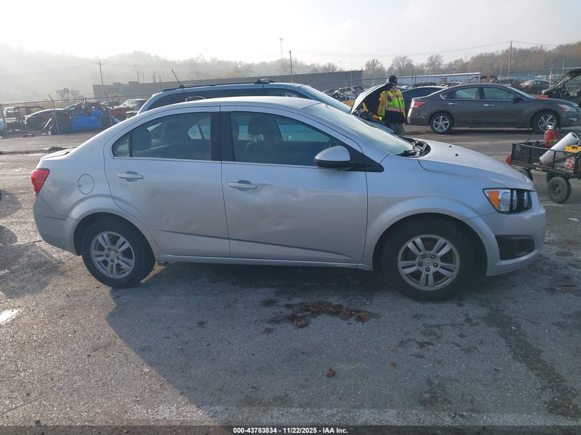2015 Chevrolet Sonic Lt Auto VIN: 1G1JC5SG8F4202789 Lot: 43783834