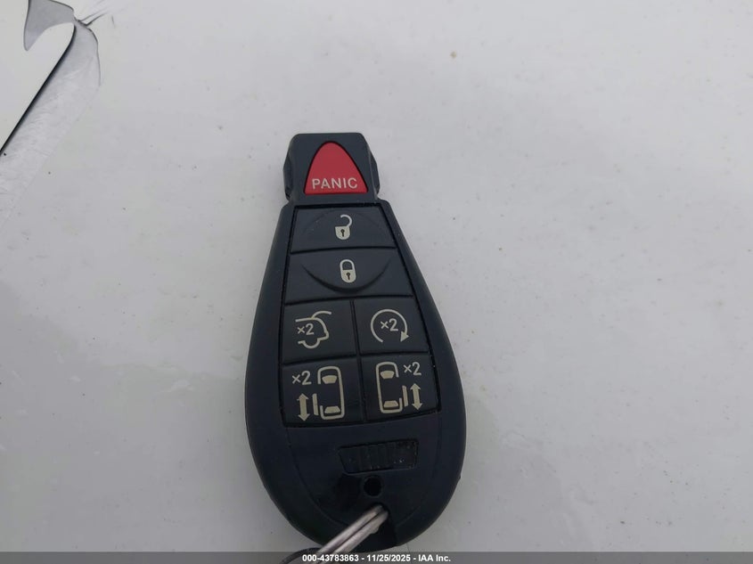 2013 Chrysler Town & Country Touring-L VIN: 2C4RC1CG1DR623829 Lot: 43783863