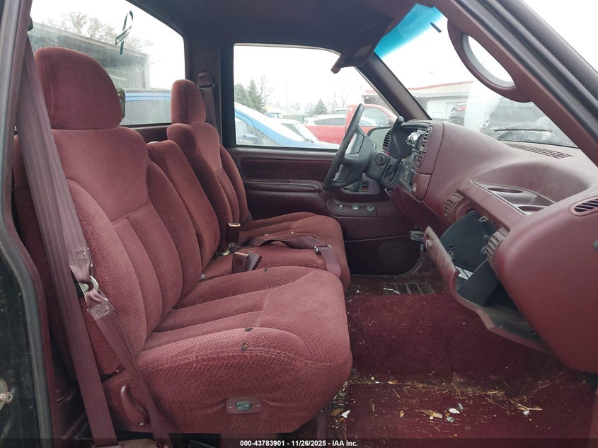 1996 Chevrolet Gmt-400 K1500 VIN: 1GCEK14R8TZ163753 Lot: 43783901