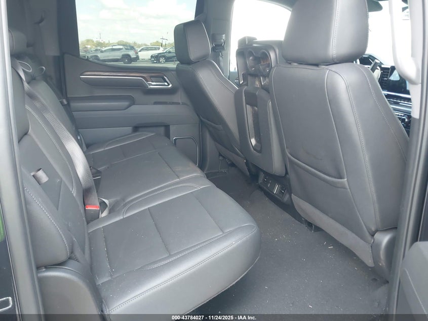 2025 GMC Sierra 1500 2Wd Short Box Slt VIN: 3GTPHDED7SG255513 Lot: 43784027