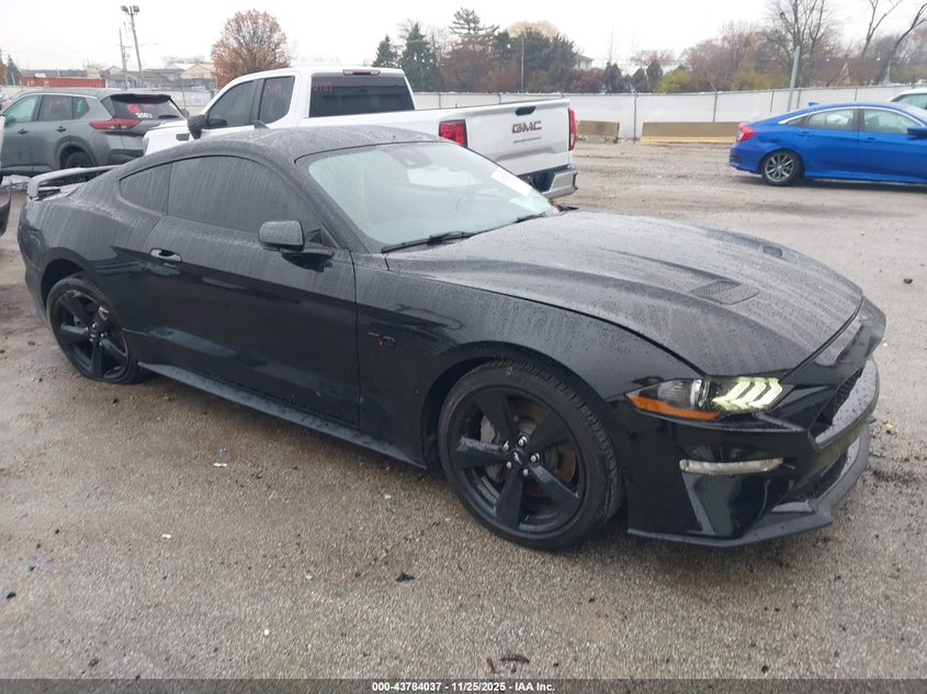 FORD MUSTANG GT PREMIUM FASTBACK