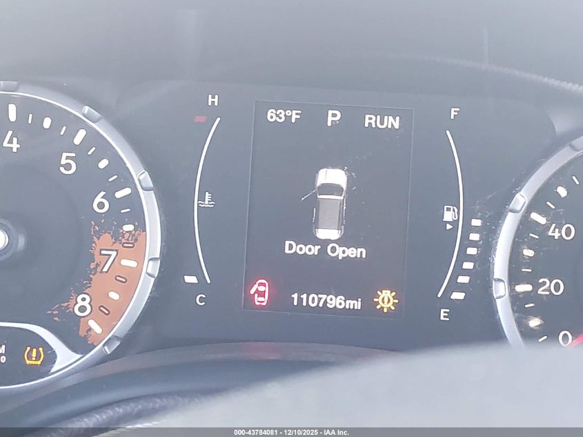 2017 Jeep Renegade Altitude 4X4 VIN: ZACCJBBB2HPG21847 Lot: 43784081