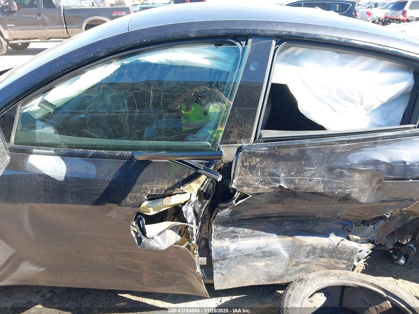 2026 Tesla Model Y Long Range Dual Motor All-Wheel Drive/Long Range Launch Series VIN: 7SAYGDEE2TA396741 Lot: 43784084