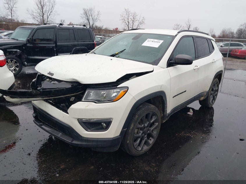 3C4NJDEB4MT561654 2021 JEEP COMPASS photo no. 2