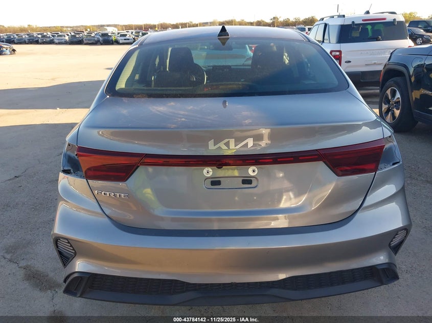 2024 Kia Forte Lxs VIN: 3KPF24AD3RE738294 Lot: 43784142