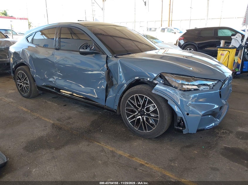 FORD MUSTANG MACH-E PREMIUM