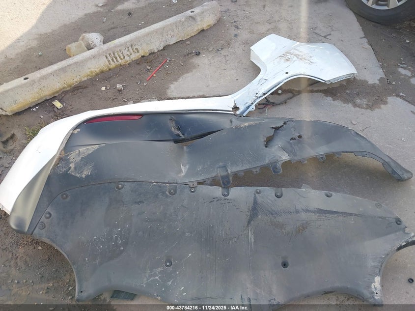 2022 Tesla Model Y Performance Dual Motor All-Wheel Drive VIN: 7SAYGDEF8NF455886 Lot: 43784216