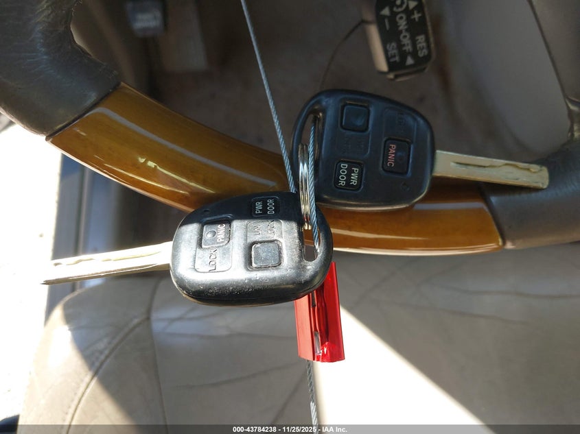 2004 Lexus Rx 330 VIN: JTJHA31U040034381 Lot: 43784238