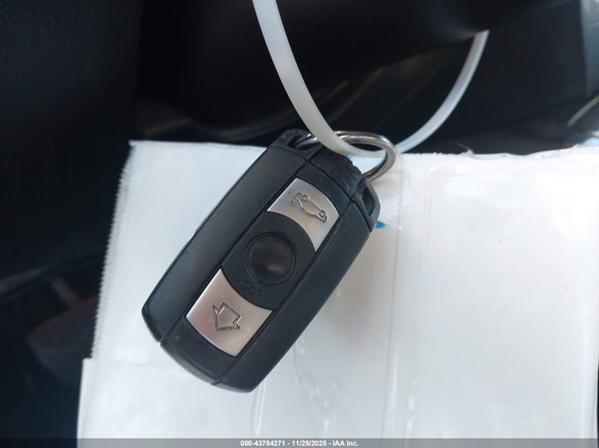 2007 BMW 328I VIN: WBAVC53517FZ81865 Lot: 43784271